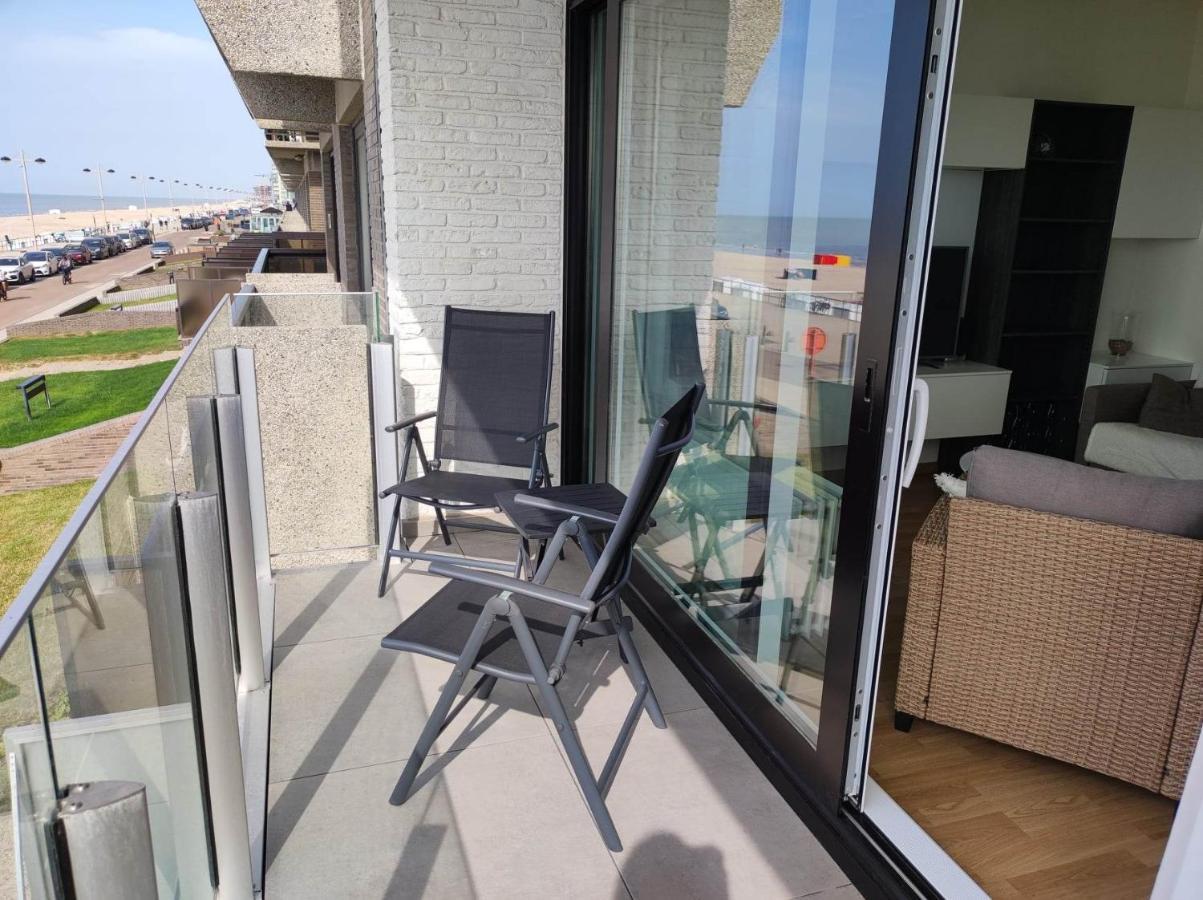 North Sea View Studio With Parking 미들케르케 외부 사진